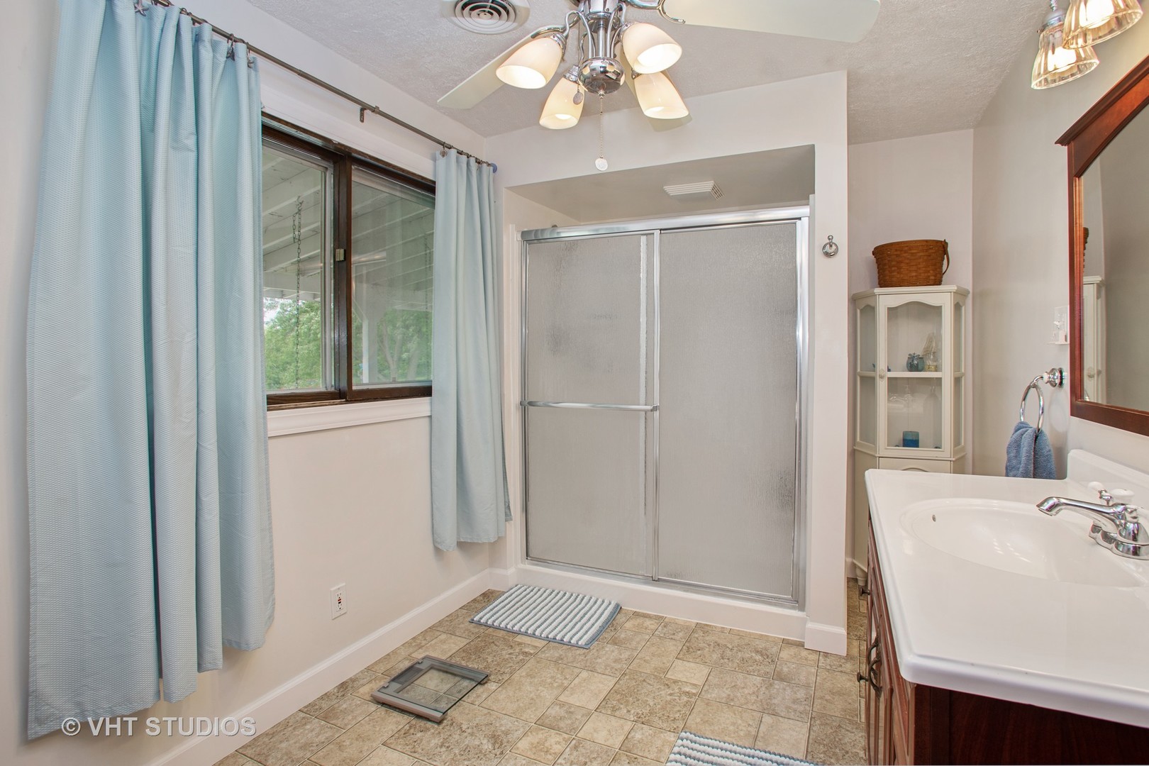 6N021 Virginia Road Keeneyville, IL 60172 - Photo 17 of 20 Gallery Image 17