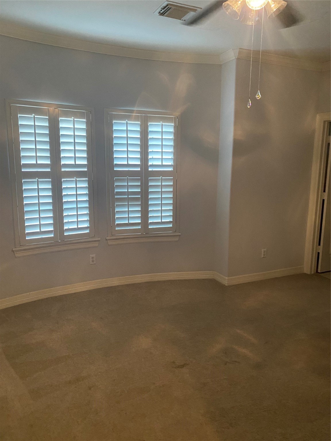 1421 Bremond Street Houston, TX 77004 - Photo 30 of 30 an empty room with windows