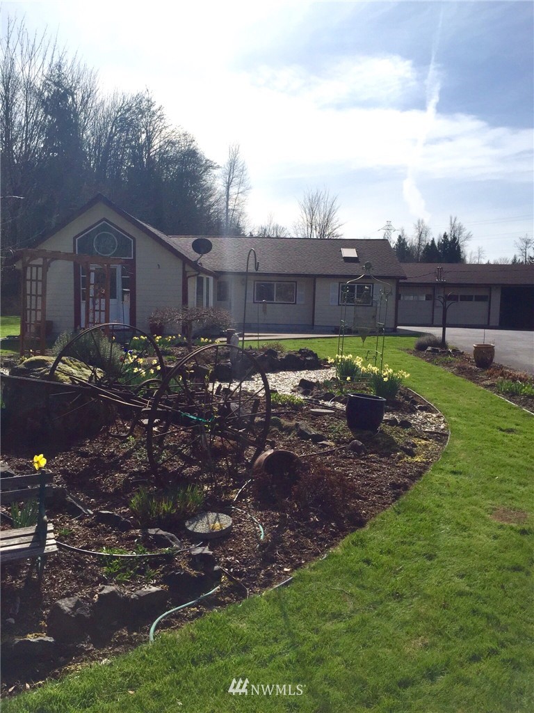 3305 Sapp Road Southwest Olympia, WA 98512 - Photo 2 of 23 Gallery Image 2
