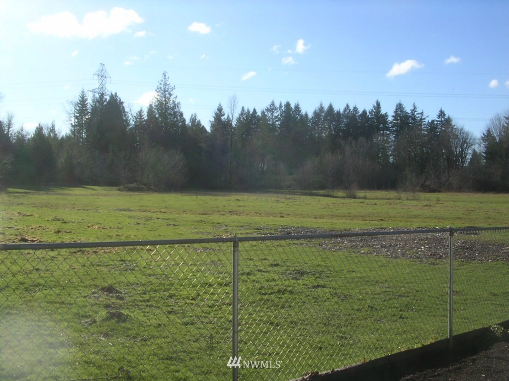 3305 Sapp Road Southwest Olympia, WA 98512 - Photo 14 of 23 Gallery Image 14