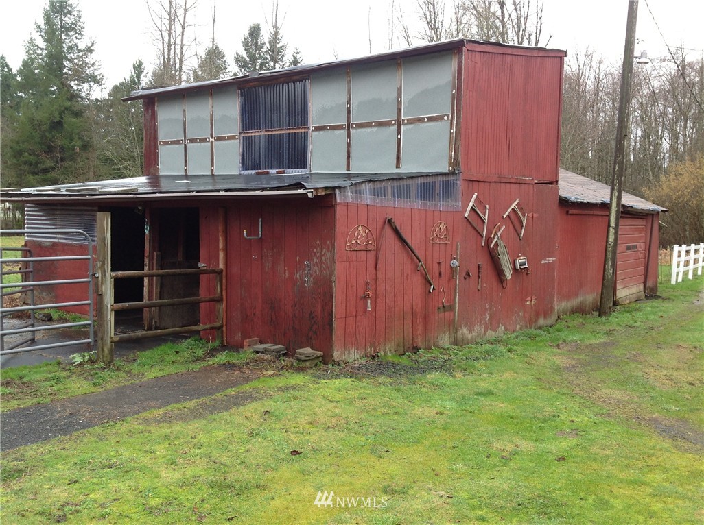 3305 Sapp Road Southwest Olympia, WA 98512 - Photo 17 of 23 Gallery Image 17