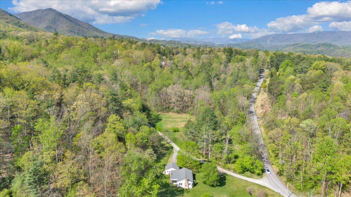 3870 Harborwood Road Salem, VA 24153 - Photo 53 of 53 53-DJI_20260414104357_0014_D