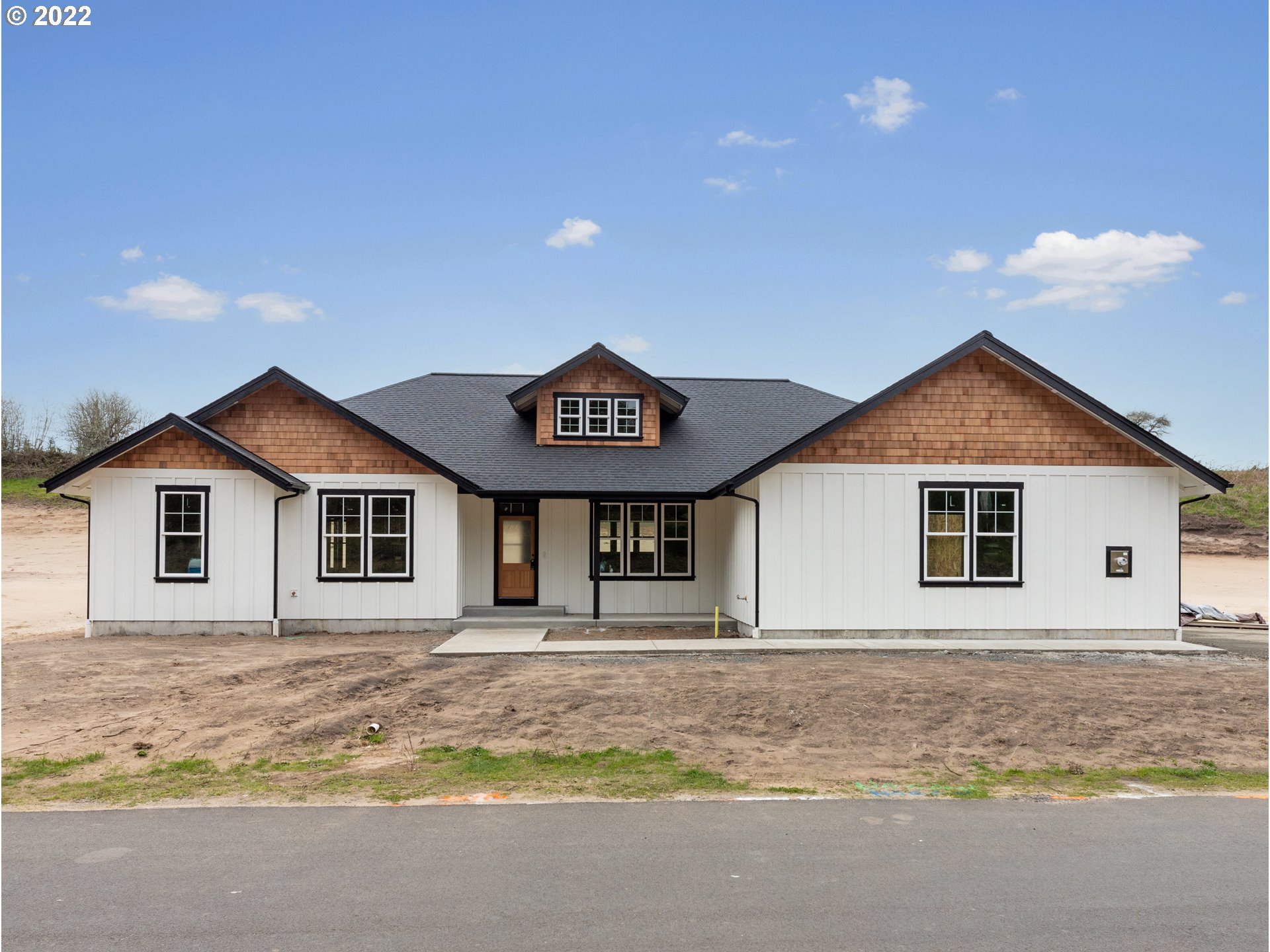 89212 Arrowhead Road Warrenton, OR 97146 - Photo 1 of 5