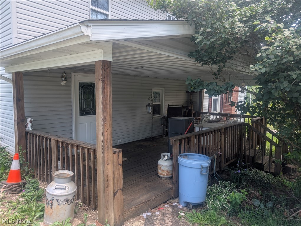 2011 Gordon Road Northwest Dover, OH 44622 - Photo 5 of 50
