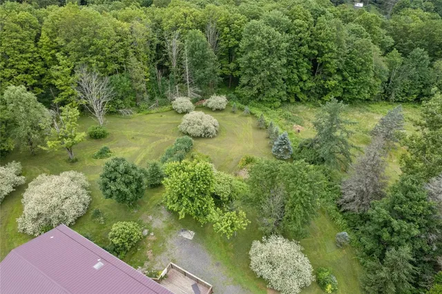 $209,000 | 52 Swan Hill Road, Whitney Point, NY 13862