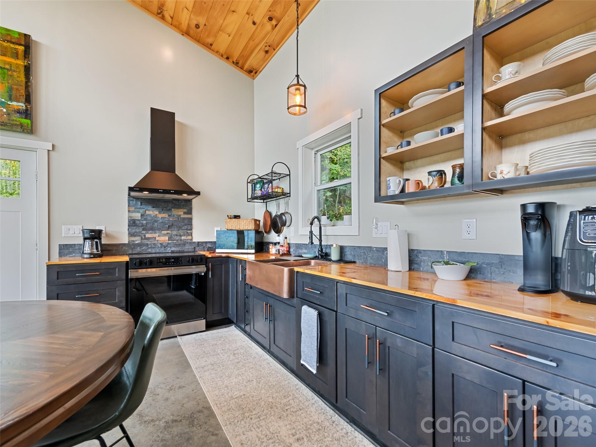 1225 Clark Road Clyde, NC 28721 - Photo 19 of 38