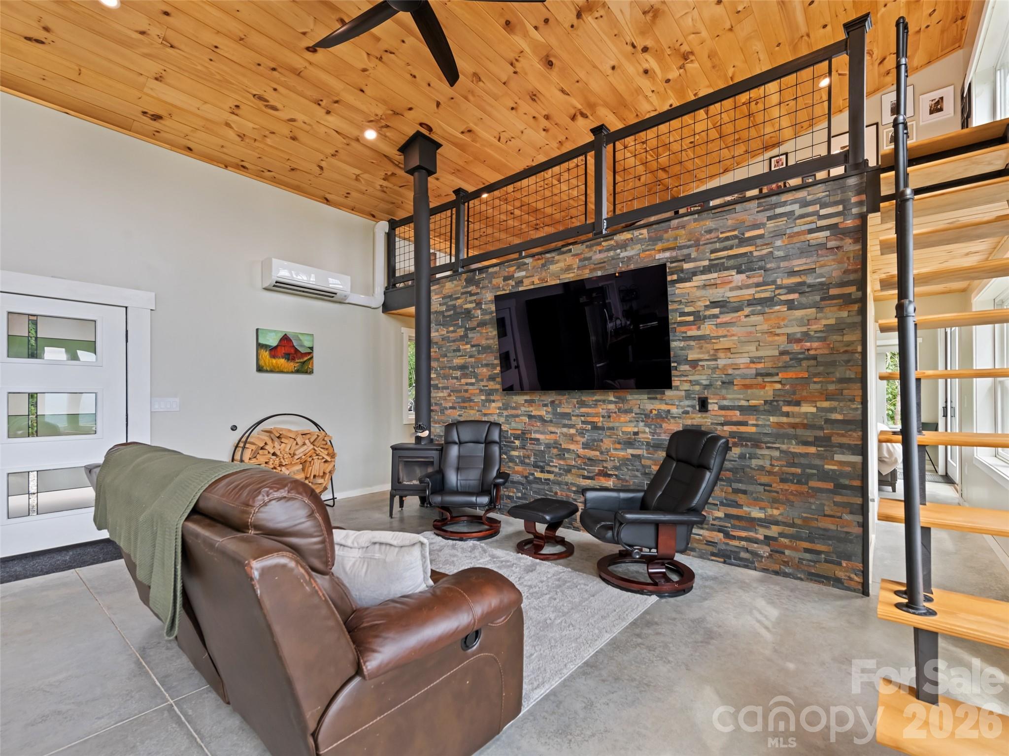 1225 Clark Road Clyde, NC 28721 - Photo 20 of 38