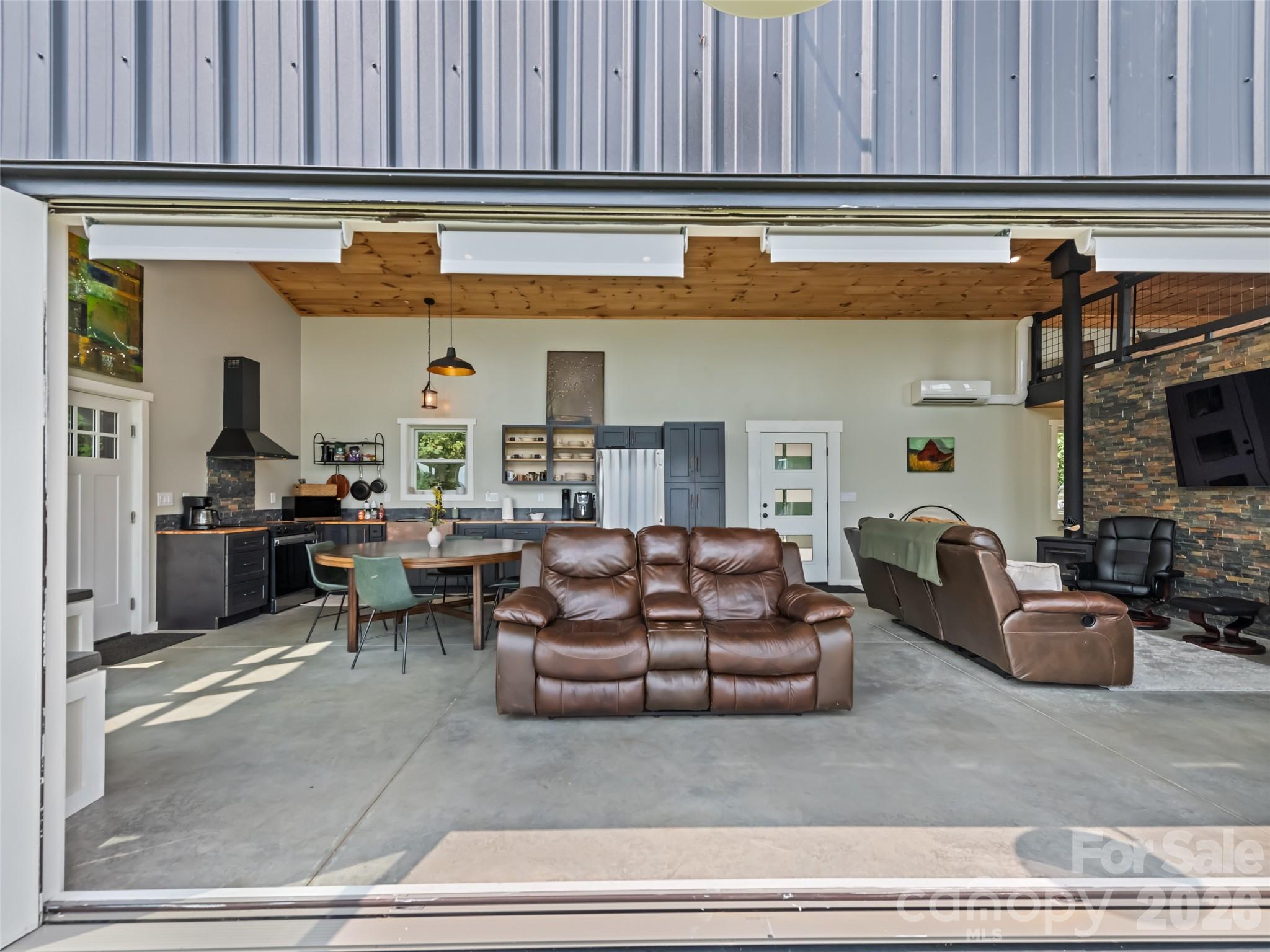 1225 Clark Road Clyde, NC 28721 - Photo 25 of 38