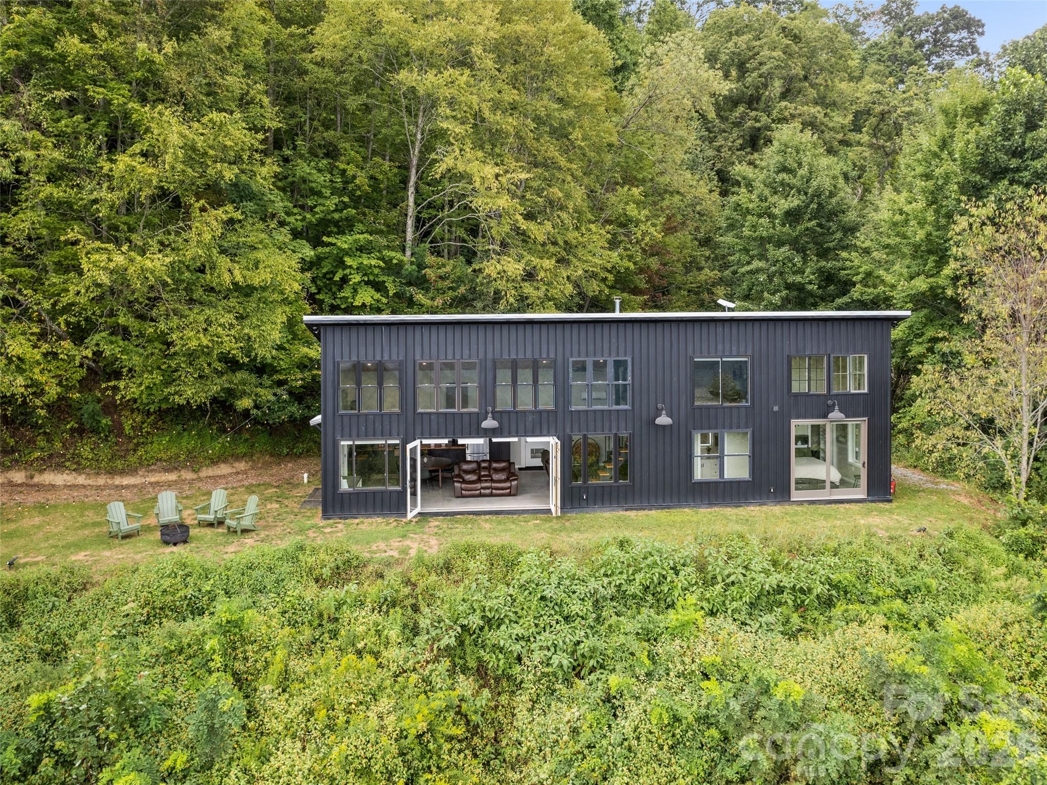 1225 Clark Road Clyde, NC 28721 - Photo 3 of 38