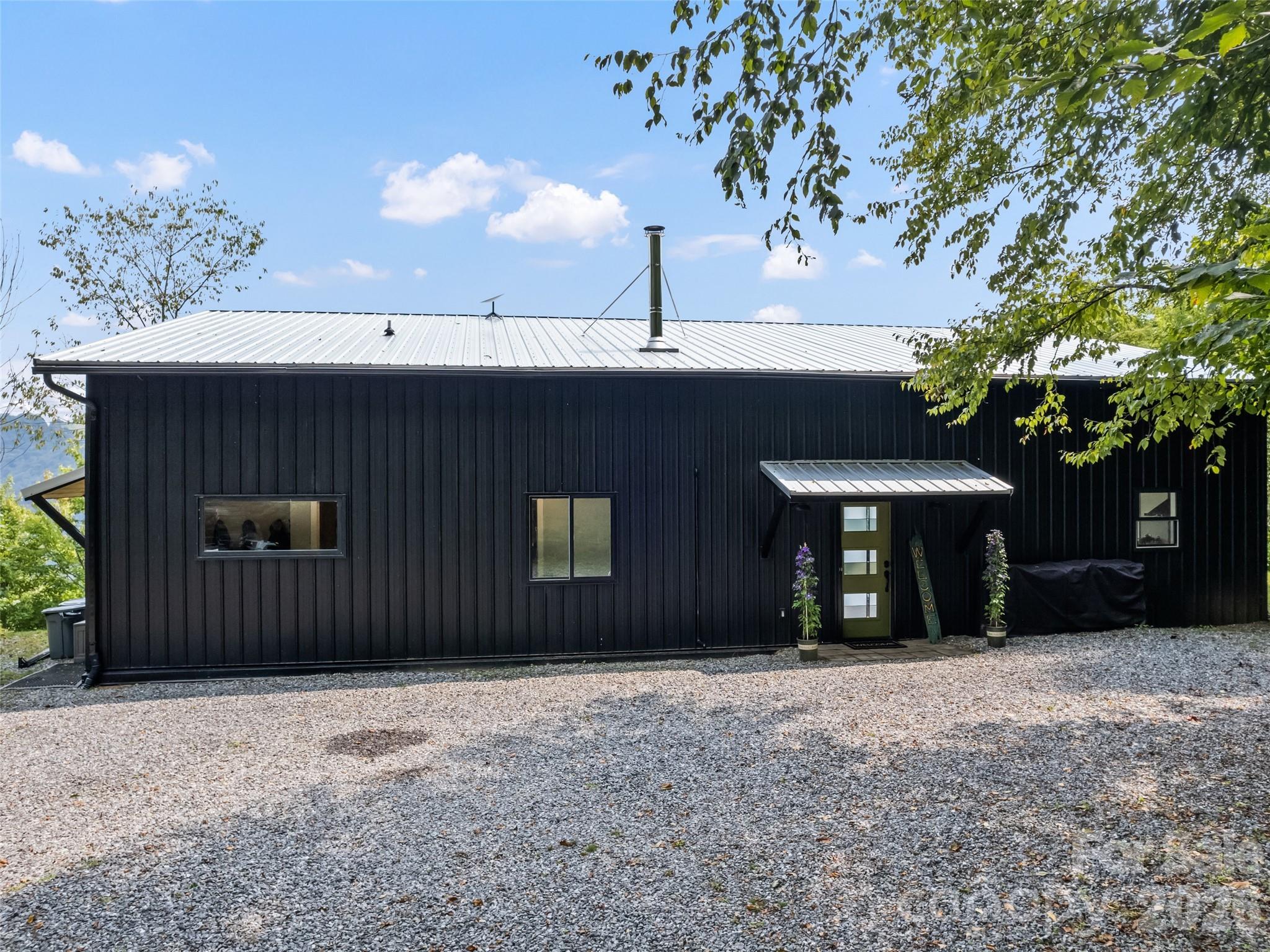 1225 Clark Road Clyde, NC 28721 - Photo 4 of 38