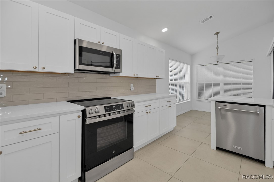 36 Byrsonima Loop Homosassa, FL 34446 - Photo 15 of 54 KITCHEN 1