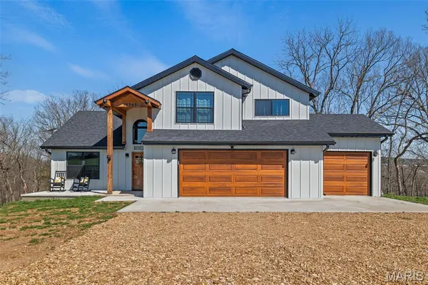 $420,000 | 12397 Ruby Lane, Plato, MO 65552