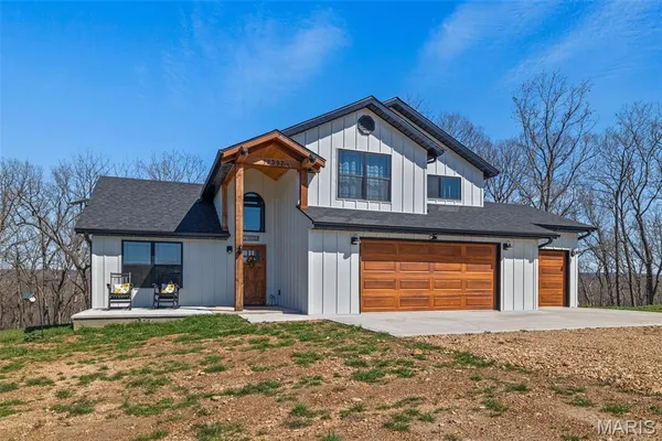 $420,000 | 12397 Ruby Lane, Plato, MO 65552
