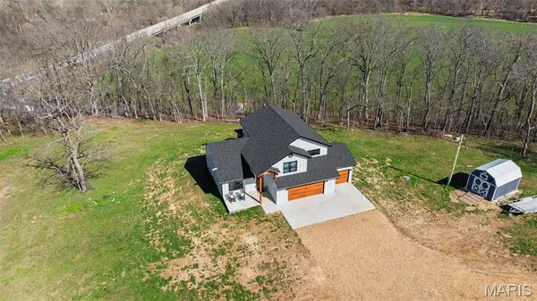 $420,000 | 12397 Ruby Lane, Plato, MO 65552