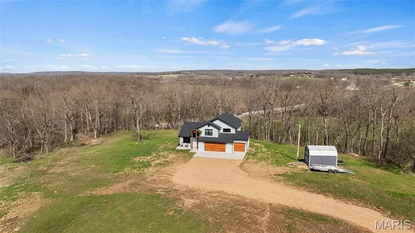 $420,000 | 12397 Ruby Lane, Plato, MO 65552