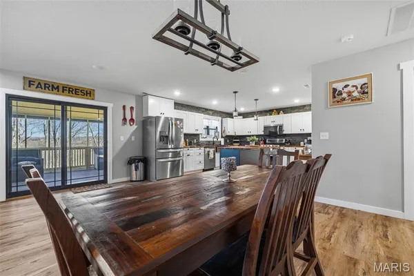 $420,000 | 12397 Ruby Lane, Plato, MO 65552