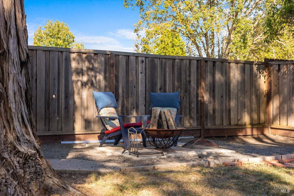 2216 Fremont Drive Santa Rosa, CA 95409 - Photo 29 of 36