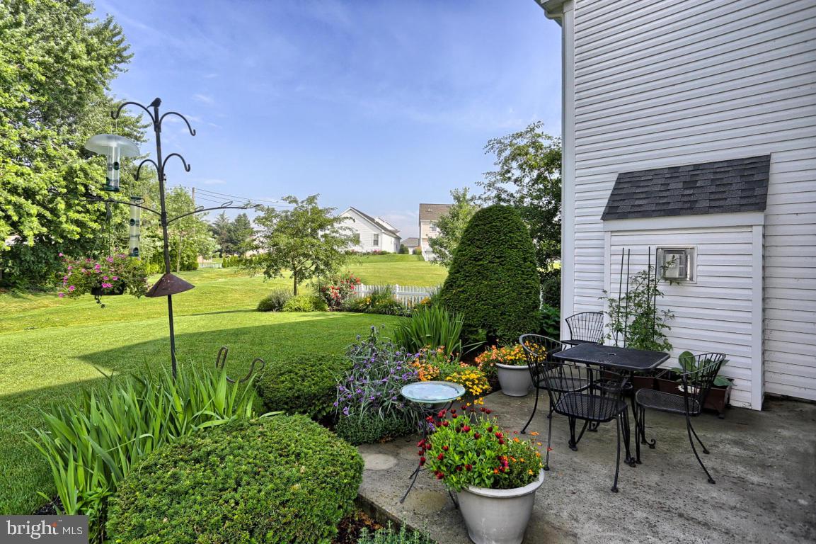 523 Providence Court Lititz, PA 17543 - Photo 5 of 43