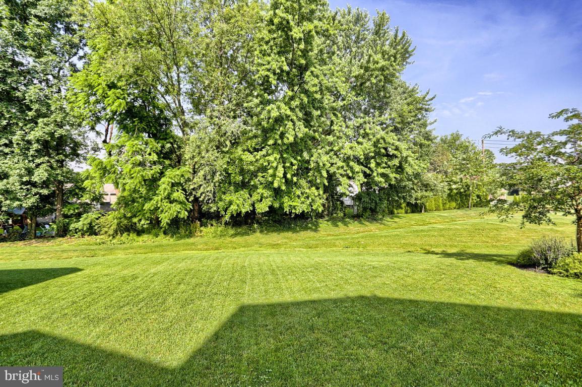 523 Providence Court Lititz, PA 17543 - Photo 7 of 43