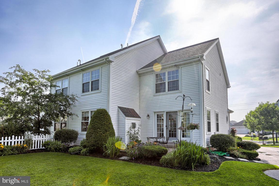 523 Providence Court Lititz, PA 17543 - Photo 9 of 43