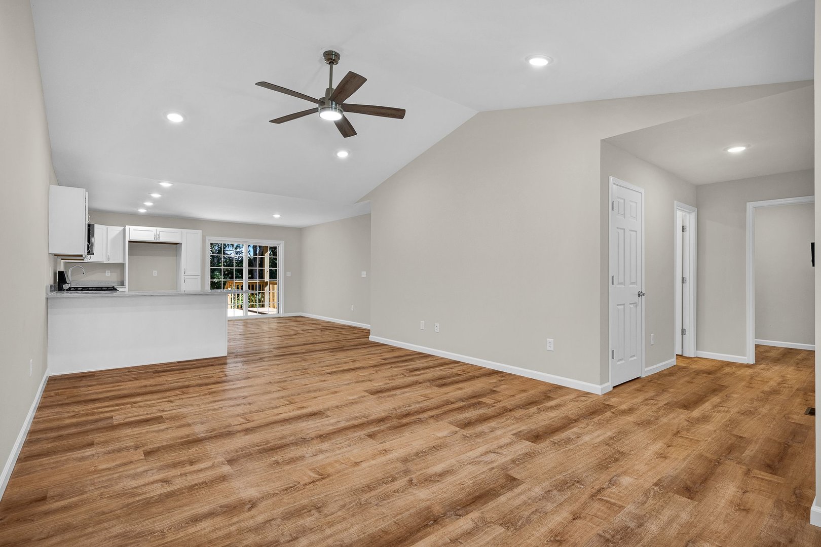 226 Cassidy Road Normal, IL 61761 - Photo 3 of 30 Gallery Image 3