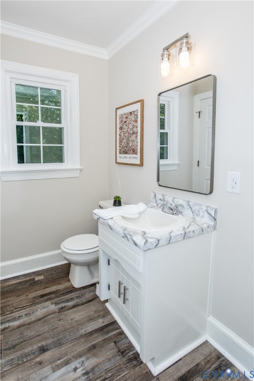 13110 Hensley Road Midlothian, VA 23112 - Photo 10 of 24 a bathroom with a sink and a mirror