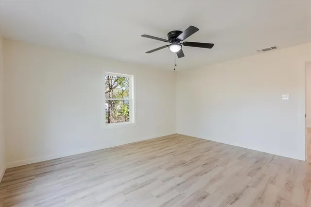 $240,000 | 1710 Southwest 4th Avenue, Mineral Wells, TX 76067