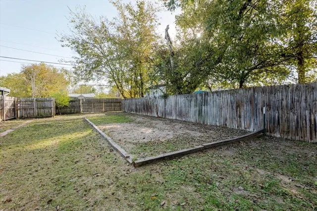 $240,000 | 1710 Southwest 4th Avenue, Mineral Wells, TX 76067