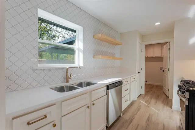 $240,000 | 1710 Southwest 4th Avenue, Mineral Wells, TX 76067