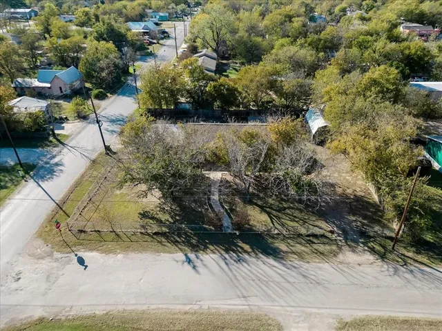 $240,000 | 1710 Southwest 4th Avenue, Mineral Wells, TX 76067