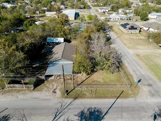 $240,000 | 1710 Southwest 4th Avenue, Mineral Wells, TX 76067