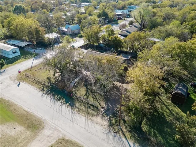$240,000 | 1710 Southwest 4th Avenue, Mineral Wells, TX 76067