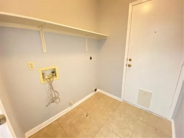 $2,200 | 16916 Dorman Drive, Round Rock, TX 78681