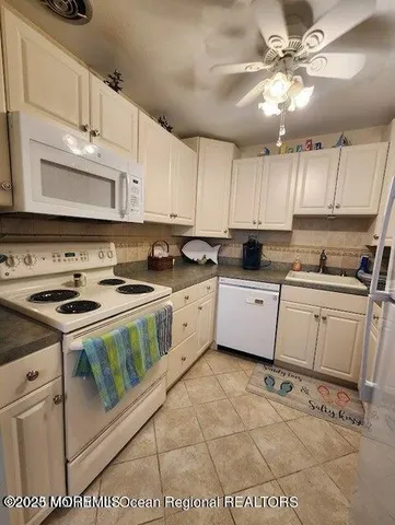 $2,350 | 260 Ocean Avenue, Unit 18A, Sea Bright, NJ 07760