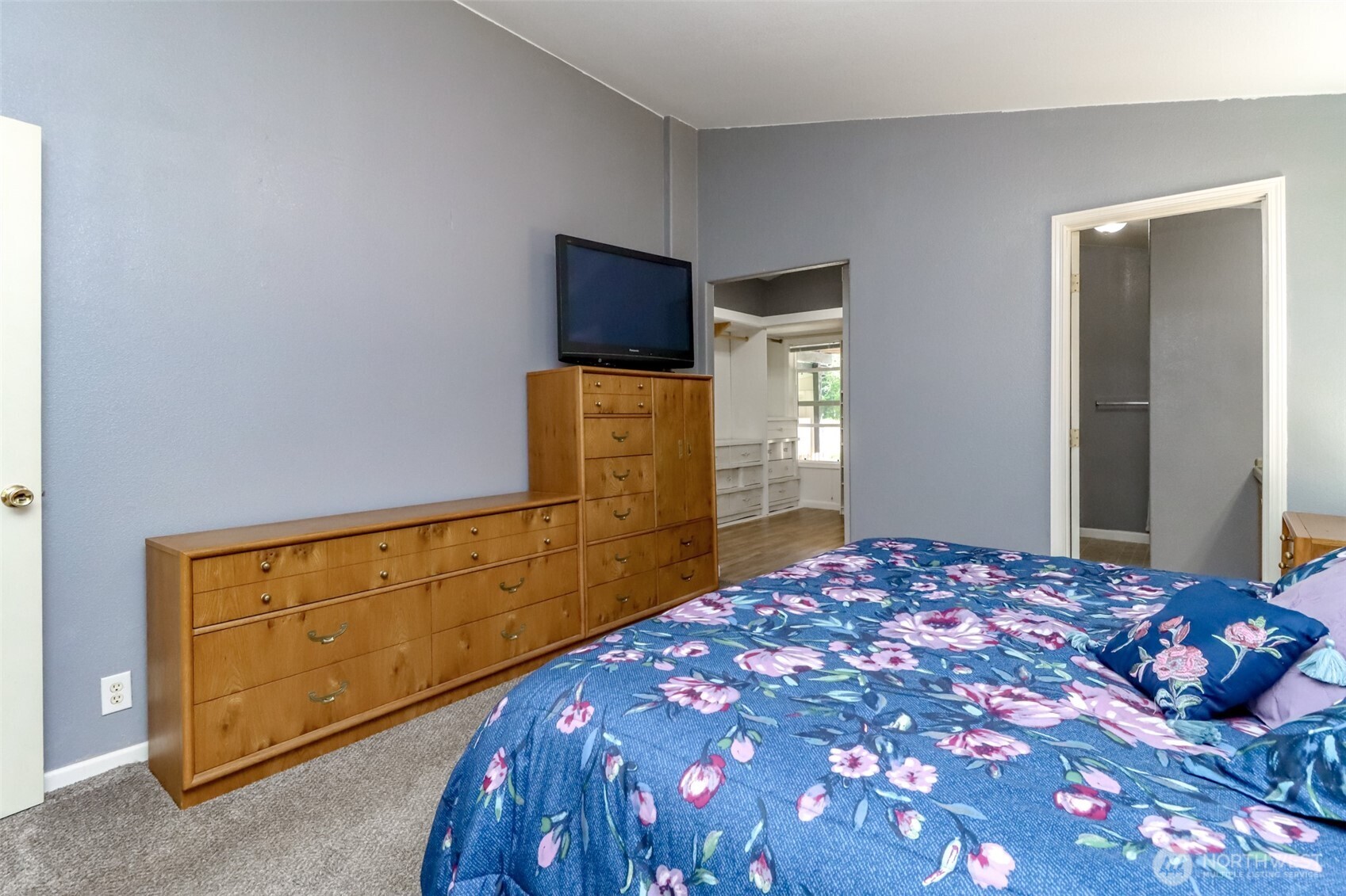 15724 Lawrence Lake Road Southeast Yelm, WA 98597 - Photo 16 of 35