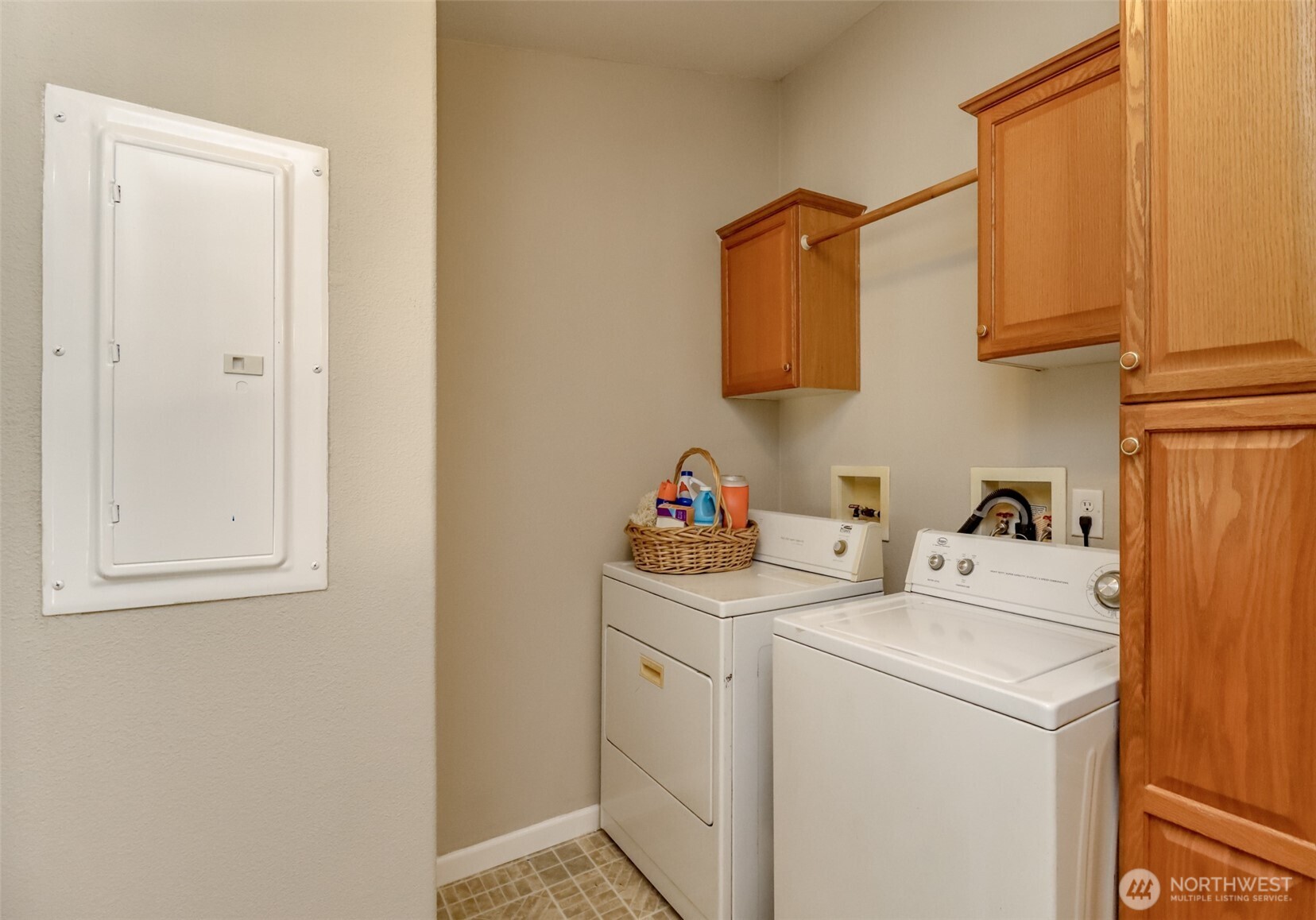 15724 Lawrence Lake Road Southeast Yelm, WA 98597 - Photo 20 of 35