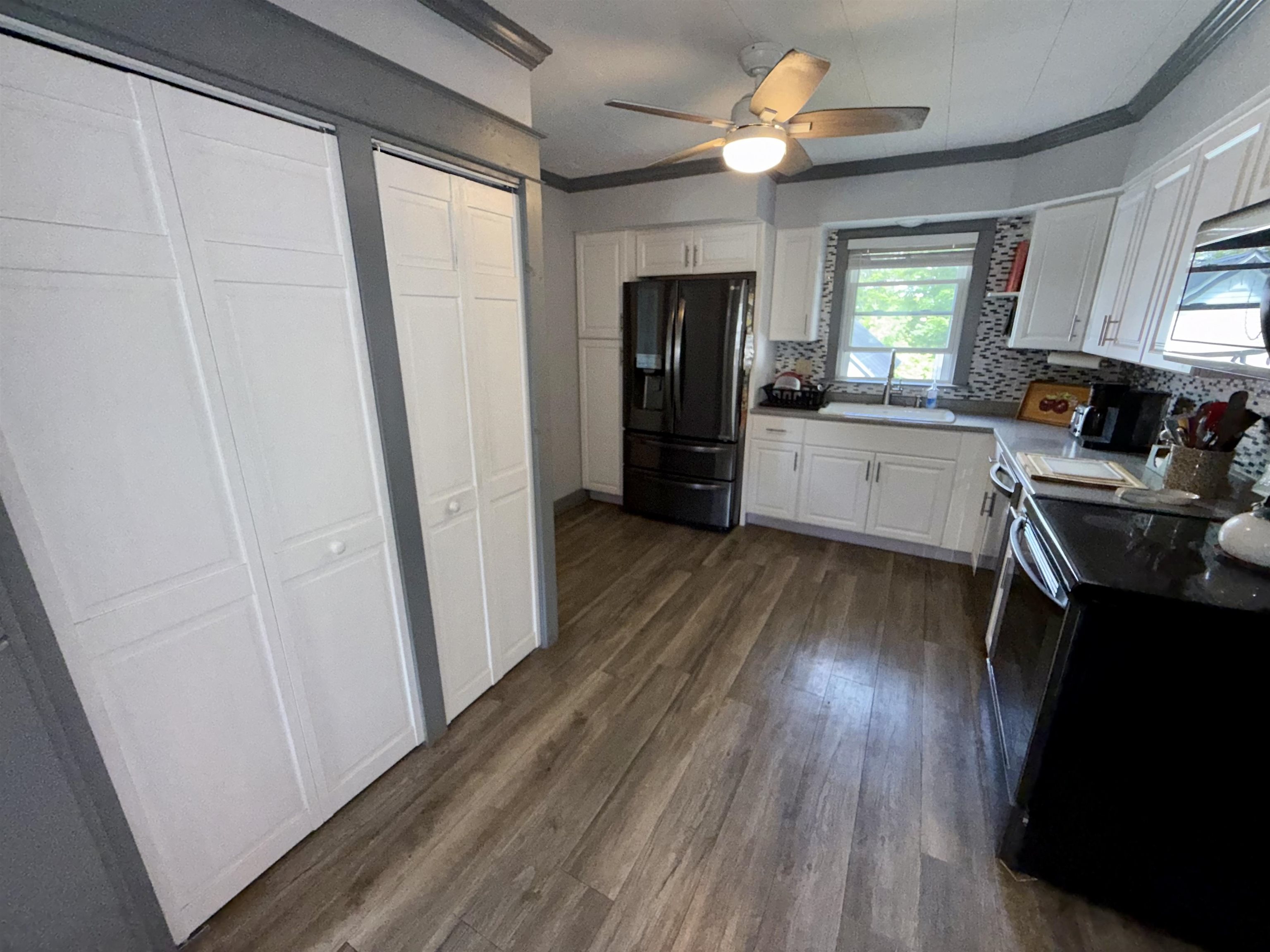305 Union Street Newport, VT 05855 - Photo 12 of 59