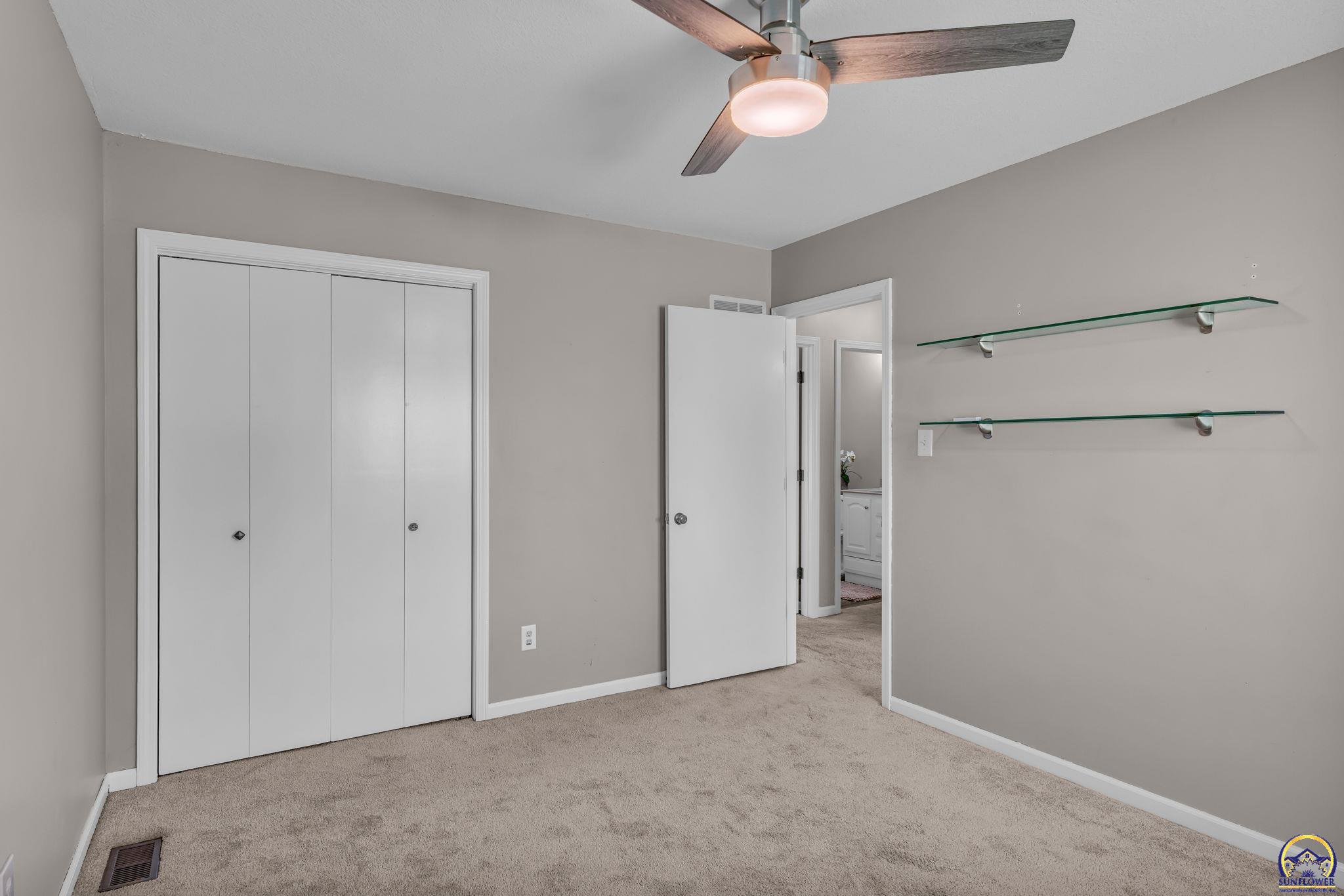 8121 Southwest 24th Street Topeka, KS 66614 - Photo 21 of 49