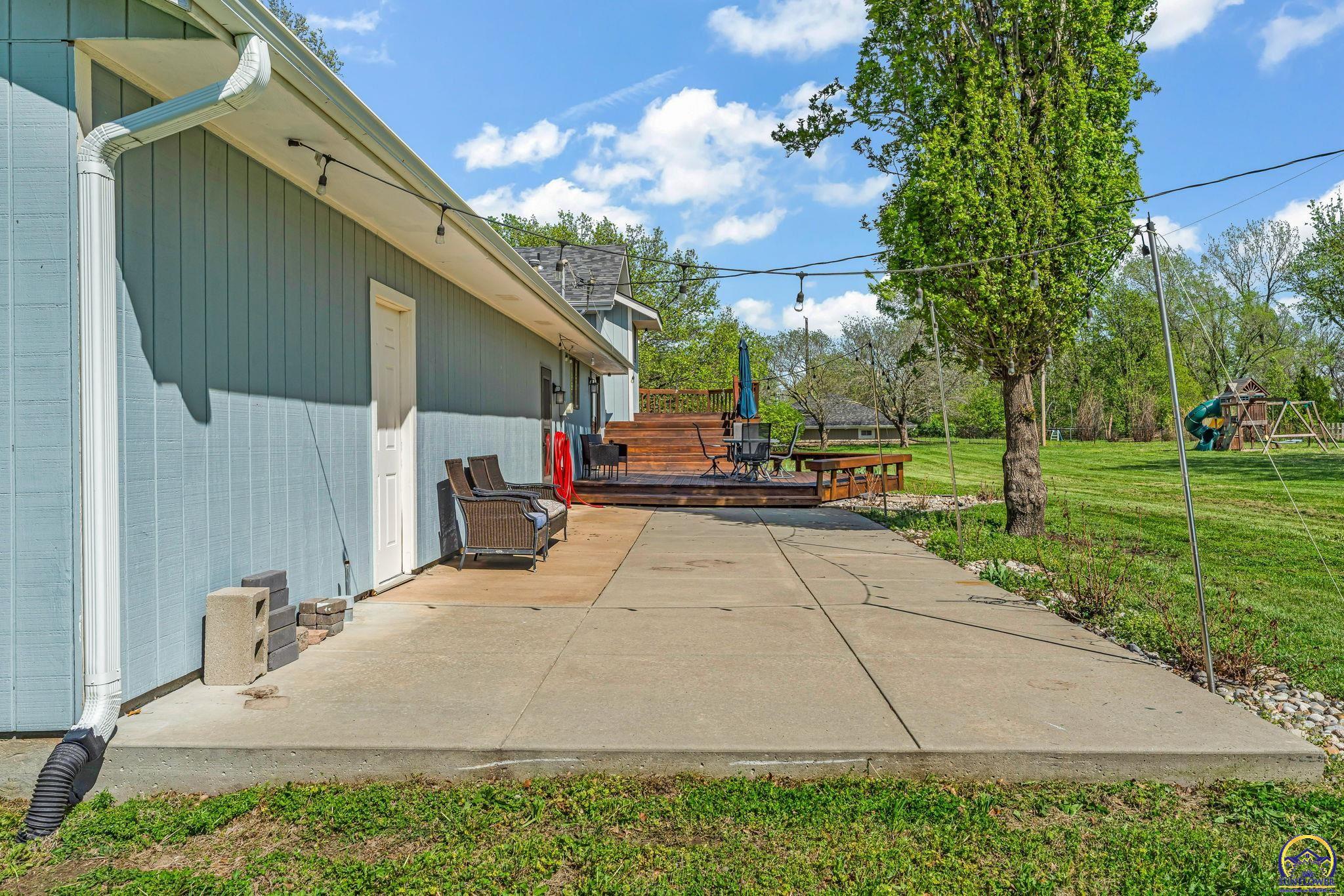 8121 Southwest 24th Street Topeka, KS 66614 - Photo 42 of 49