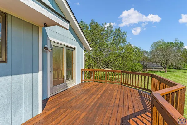 $330,000 | 8121 Southwest 24th Street, Topeka, KS 66614