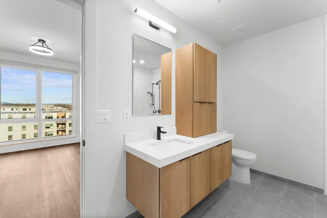 $567,700 | 125 Cambrian Way, Unit 606, Burlington, VT 05401