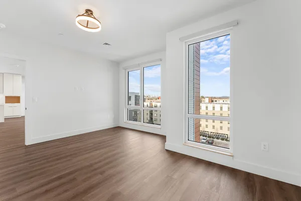 $567,700 | 125 Cambrian Way, Unit 606, Burlington, VT 05401