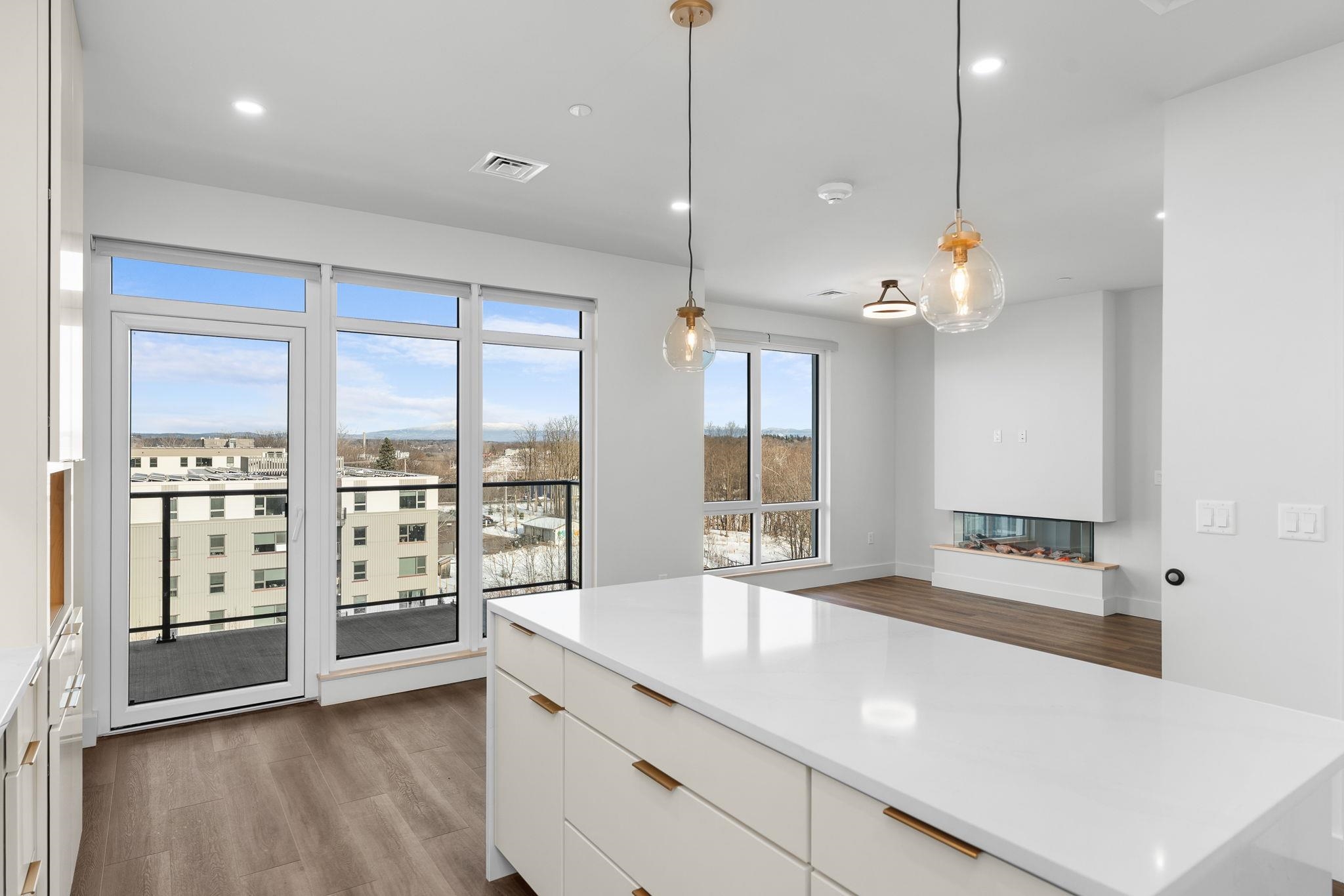 125 Cambrian Way, Unit 606 Burlington, VT 05401 - Photo 2 of 44