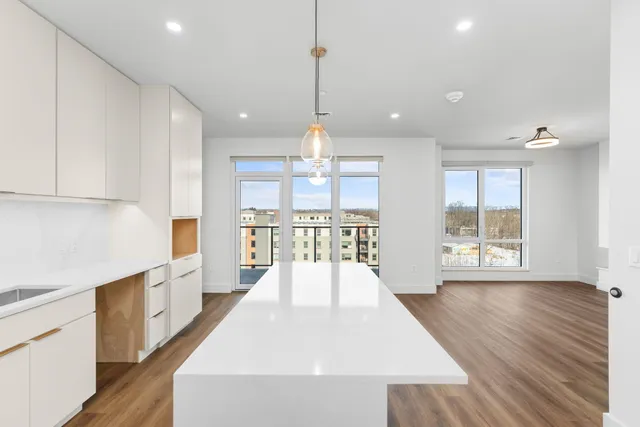 $567,700 | 125 Cambrian Way, Unit 606, Burlington, VT 05401