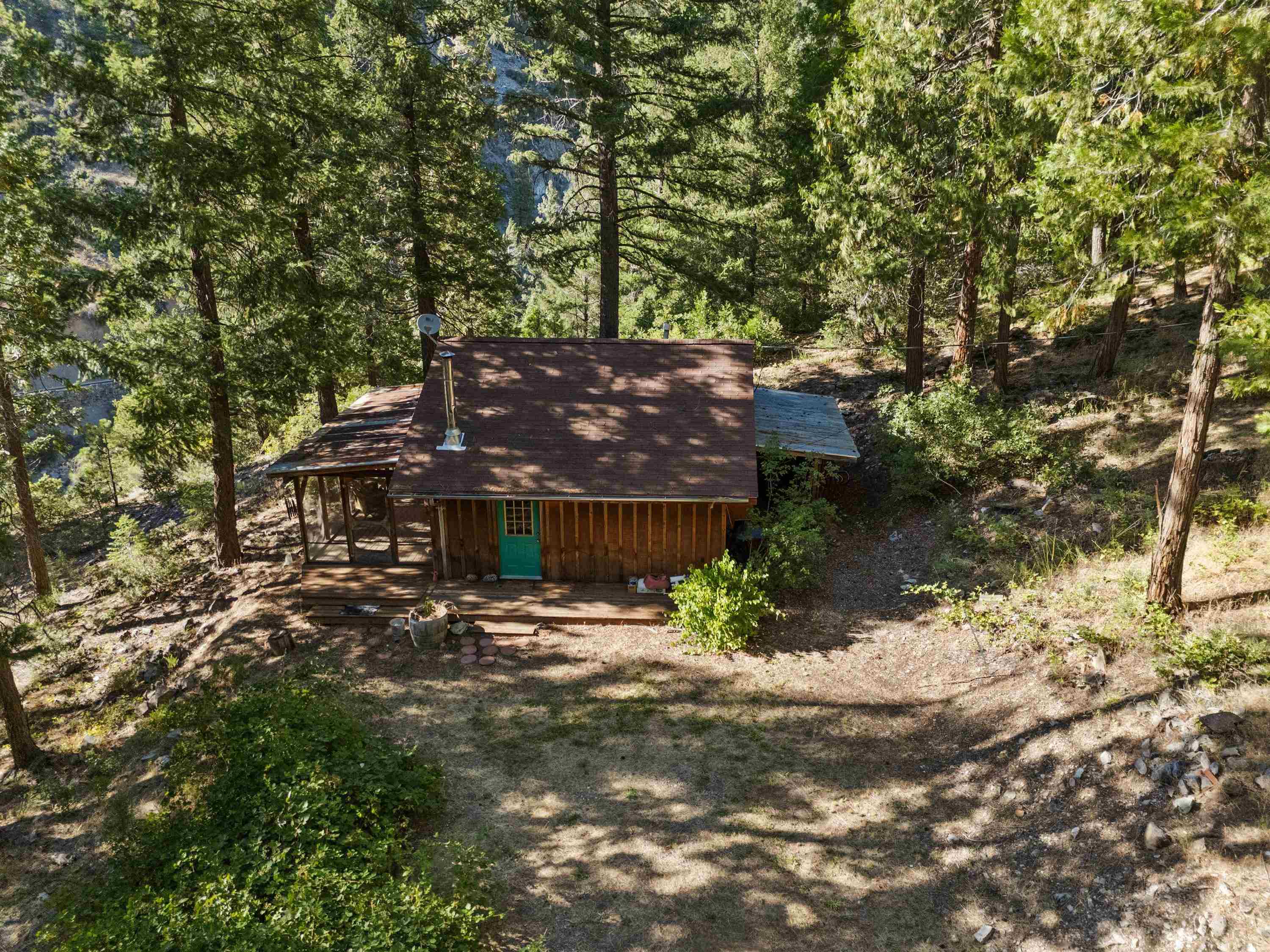 1468 12 Mile Bar Road Belden, CA 95915 - Photo 42 of 44