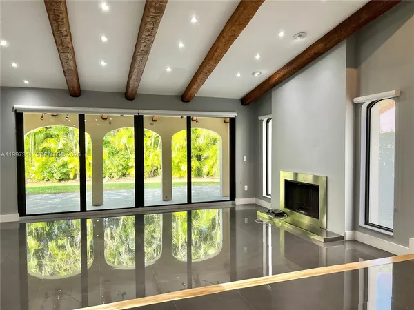 $6,400 | 9331 Northwest 48th Doral Terrace, Doral, FL 33178