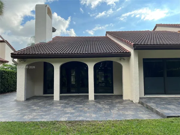 $6,400 | 9331 Northwest 48th Doral Terrace, Doral, FL 33178