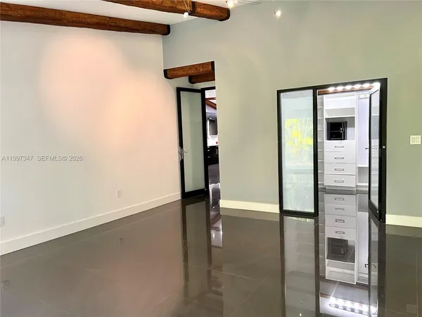 $6,400 | 9331 Northwest 48th Doral Terrace, Doral, FL 33178