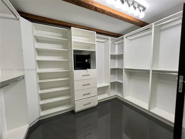 $6,400 | 9331 Northwest 48th Doral Terrace, Doral, FL 33178