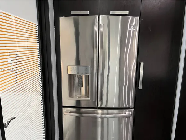 $6,400 | 9331 Northwest 48th Doral Terrace, Doral, FL 33178